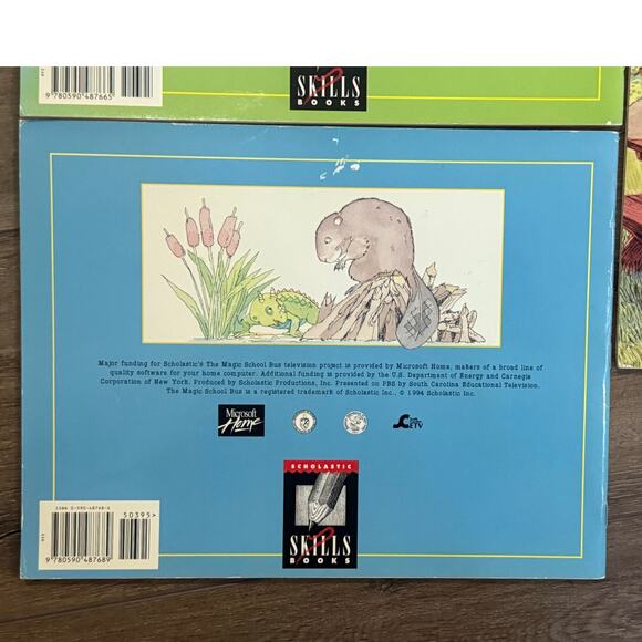 Magic School Bus 3 Scholastic Paperback Books Science Explorations Human Body - Picture 7 of 8